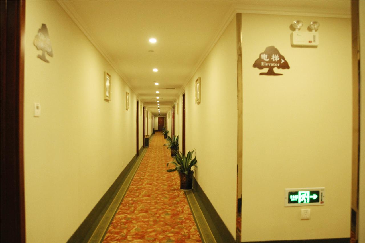 Greentree Inn Anhui Huangshan She County Huizhou Ancient City Middle Huangshan Road Business Hotel מראה חיצוני תמונה